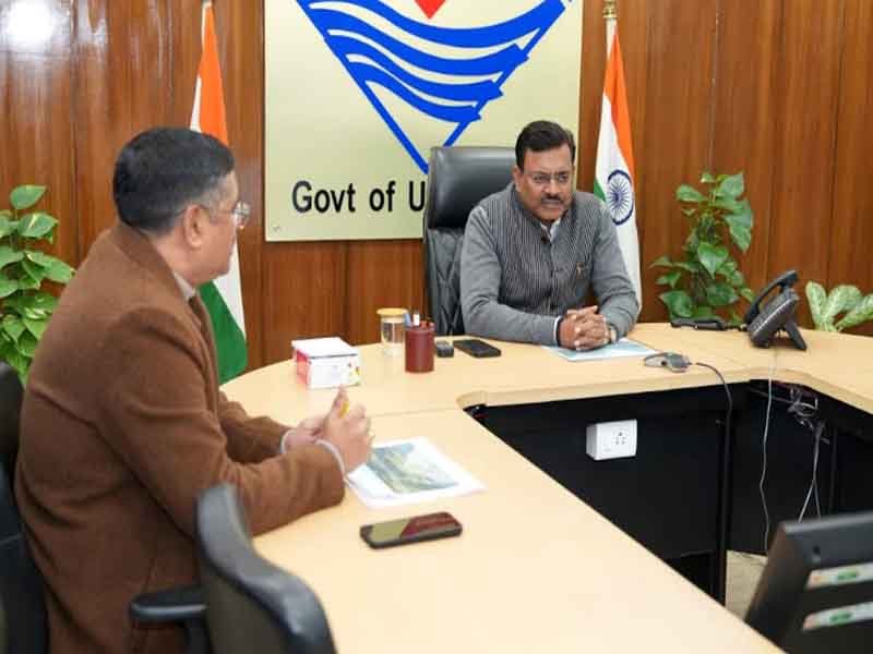 परियोजनाओं से प्रभावितों के पुनर्वास कार्य पर समयबद्धता एवं तत्परता के साथ पूर्ण किया जाए-मुख्य सचिव