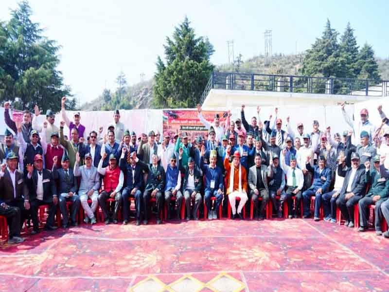 सैनिकों के अनुशासन और समर्पण से प्रेरणा लेकर जनता की सेवा कर रहा हूँ – मुख्यमंत्री